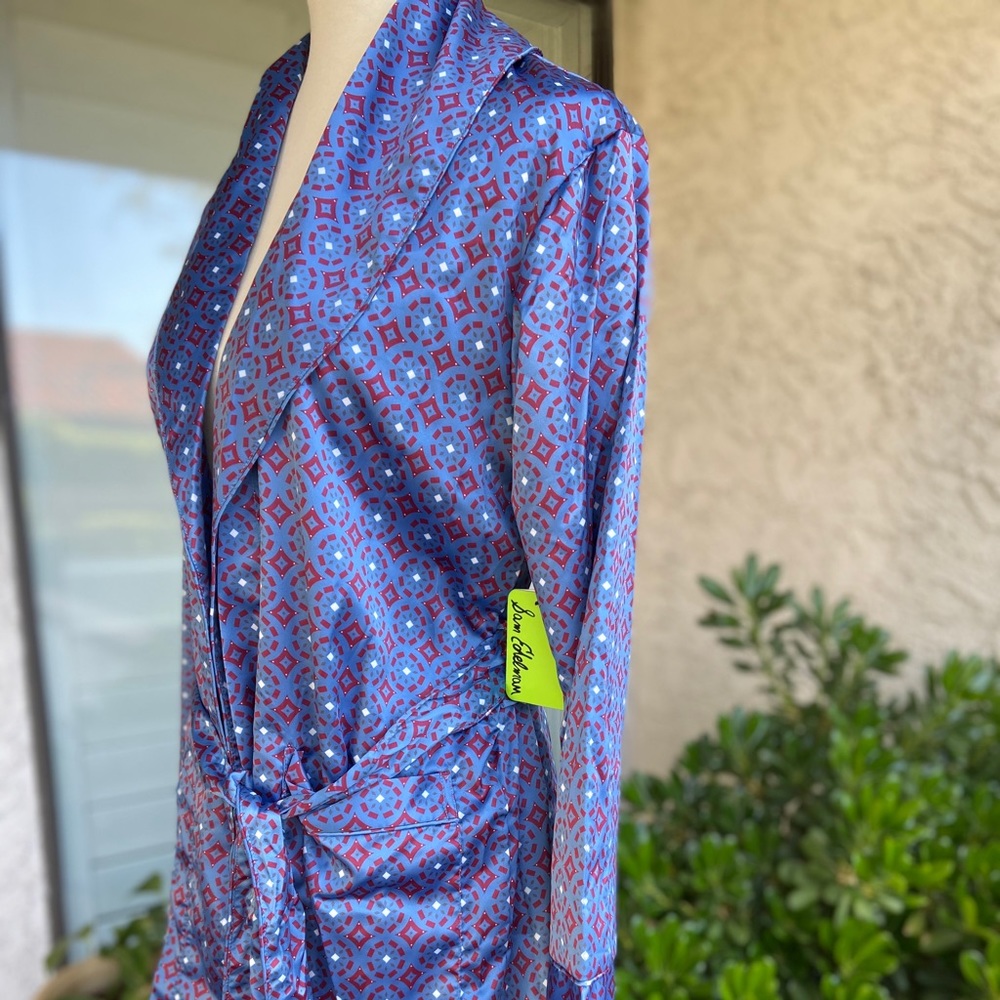 Sam Edelman Blue and Red Patterned Robe - Picture 5 of 7